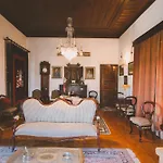 Casa Dos Varais, Manor House