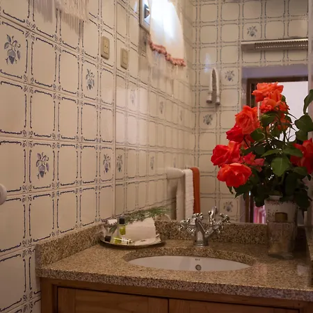 Casa Dos Varais, Manor House