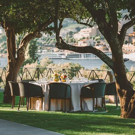 Casa Dos Varais, Manor House