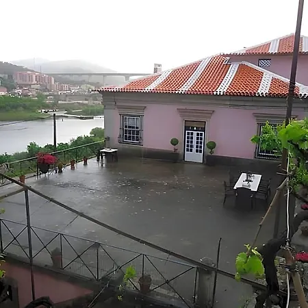 Casa Dos Varais, Manor House